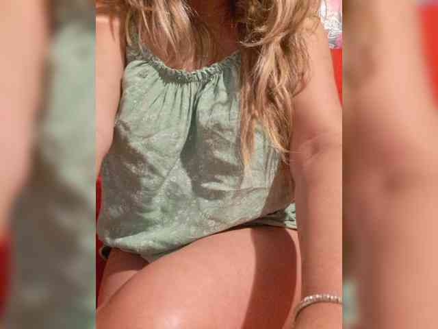 Sexynomad01 webcam