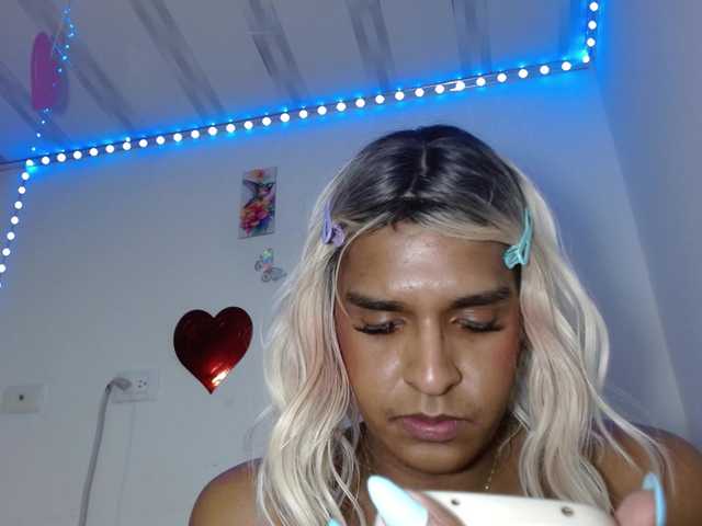 Emilyadamss live webcam show