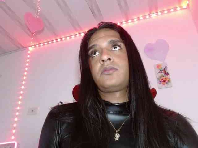 Emilyadamss Live Webcam on BongaCams