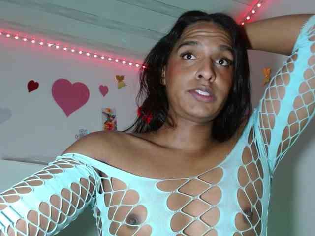 Emilyadamss Live Webcam on BongaCams