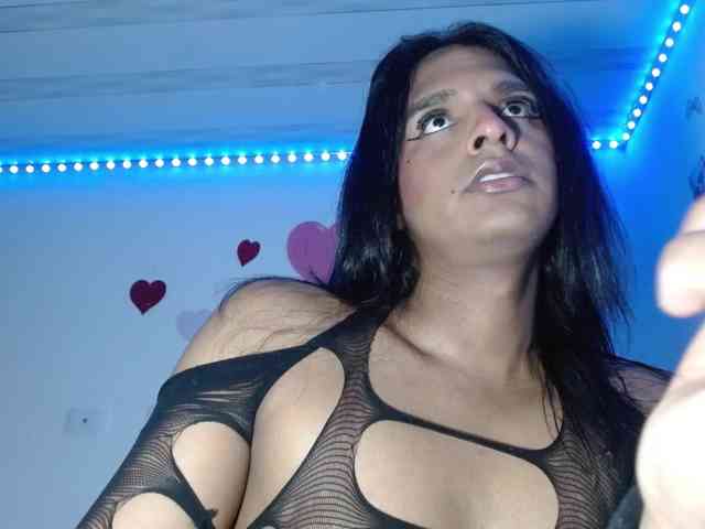 Emilyadamss Live Webcam on BongaCams