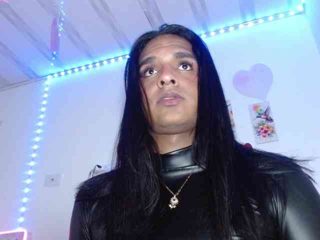 Emilyadamss Live Webcam on BongaCams