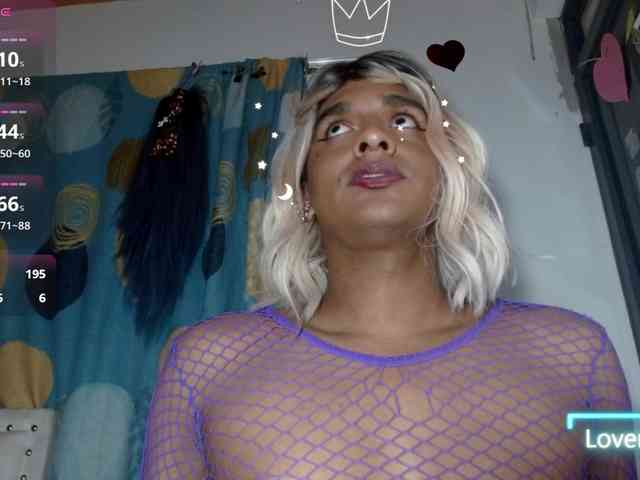 Emilyadamss Live Webcam on BongaCams