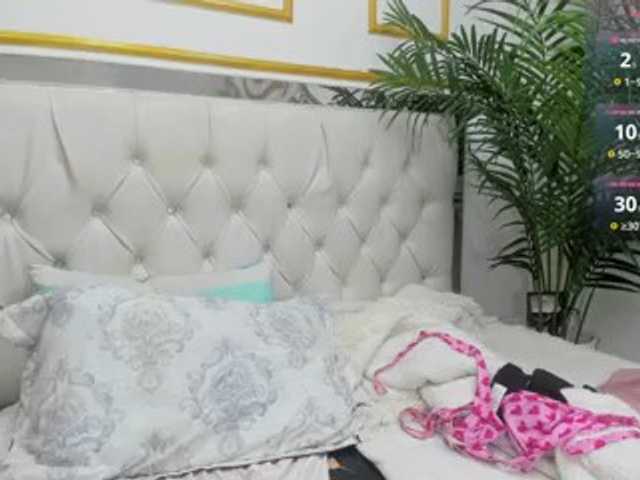 Miranda-vega live cam on BongaCams
