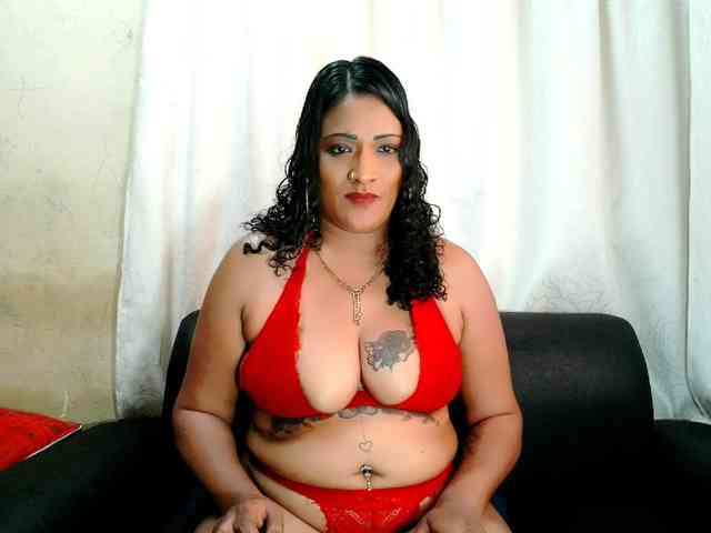 IndianFireBallXXx webcam