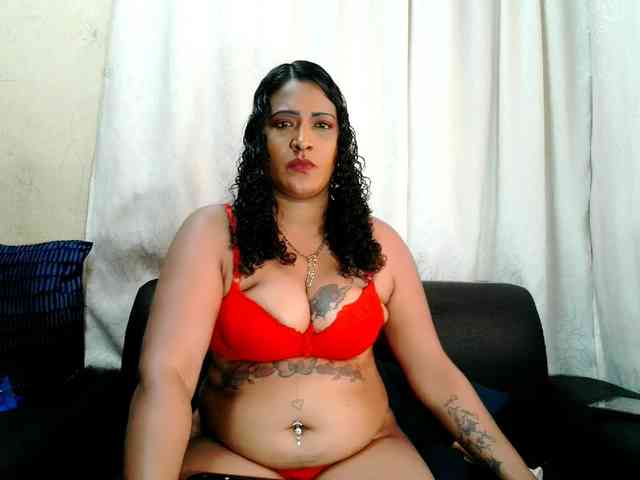 IndianFireBallXXx webcam
