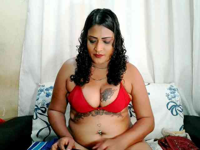 IndianFireBallXXx webcam