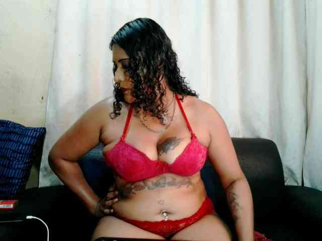 IndianFireBallXXx webcam