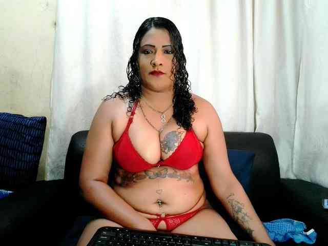 IndianFireBallXXx webcam