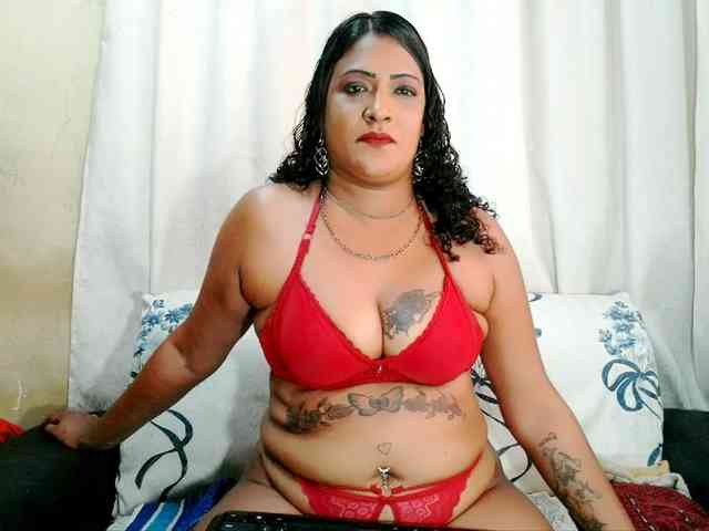 IndianFireBallXXx webcam