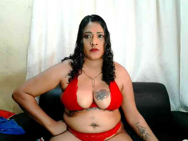 IndianFireBallXXx webcam
