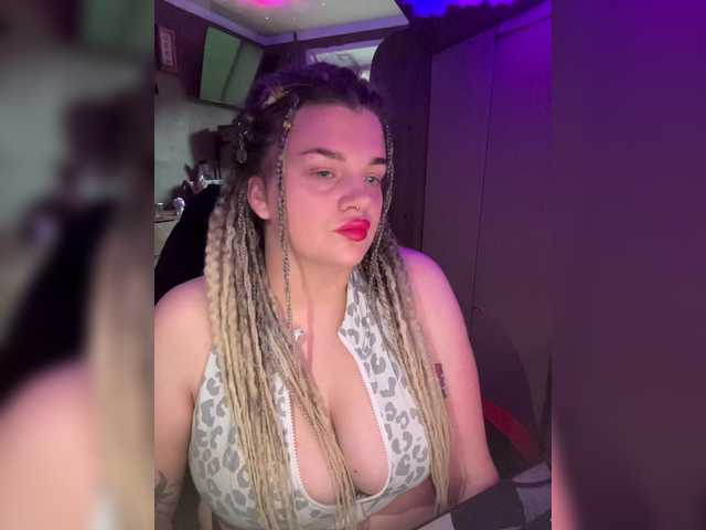 MariaMilfa1 live cam on BongaCams