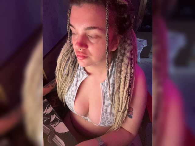 MariaMilfa1 live cam on BongaCams