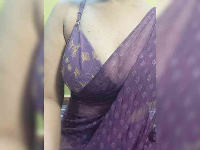 Nikitha_india