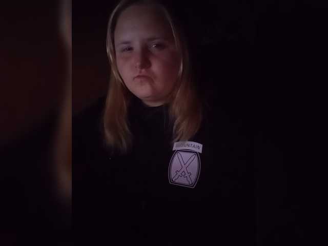 Zcz1995z live cam preview