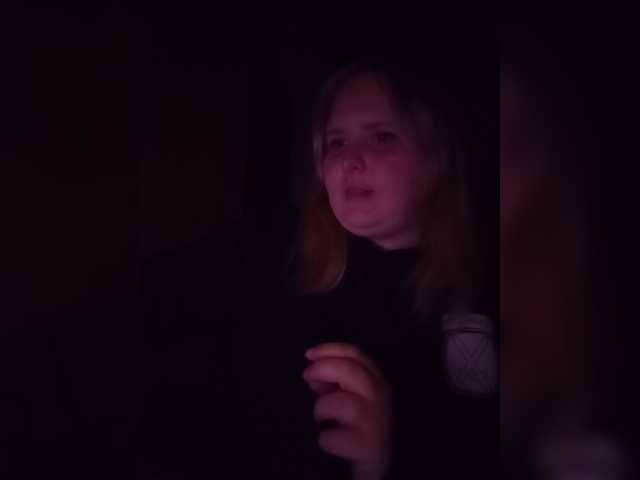 Zcz1995z live cam preview