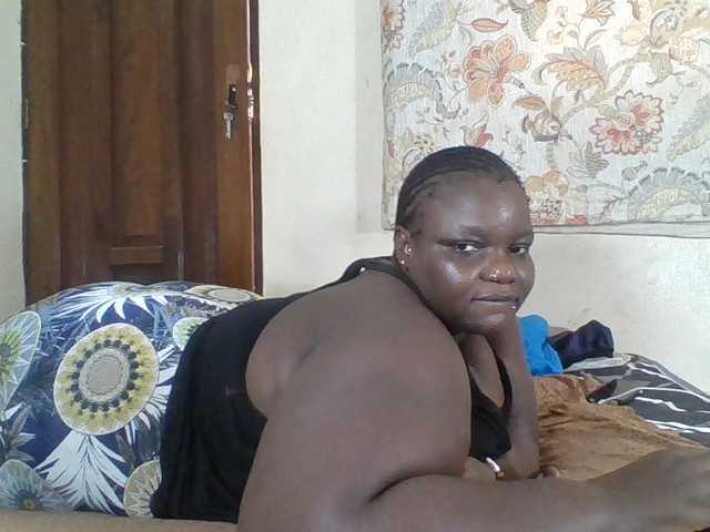 Bigdarkass live cam on BongaCams