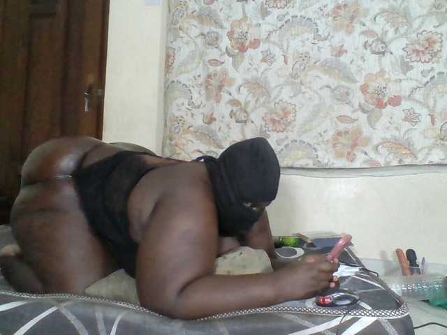 Bigdarkass live cam on BongaCams