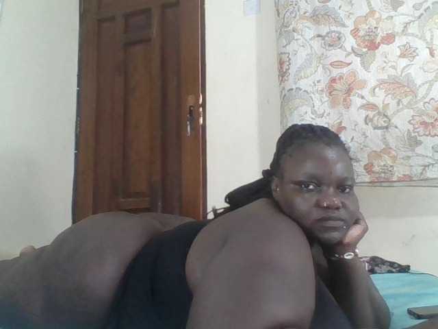 Bigdarkass live cam on BongaCams