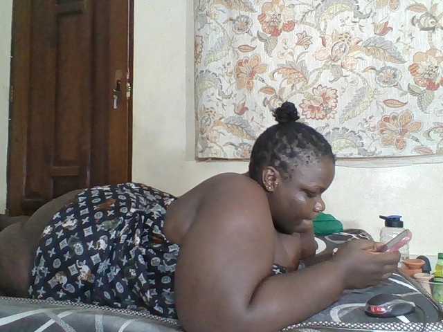 Bigdarkass live cam on BongaCams