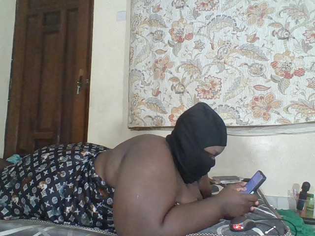 Bigdarkass live cam on BongaCams