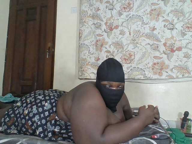 Bigdarkass live cam on BongaCams