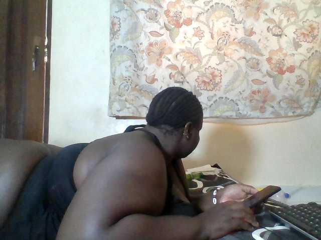 Bigdarkass live webcam show