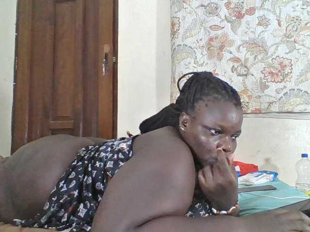 Bigdarkass live cam on BongaCams