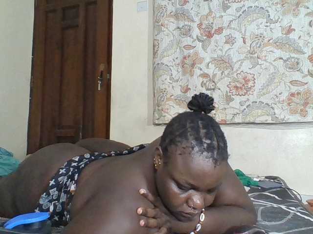 Bigdarkass live cam on BongaCams