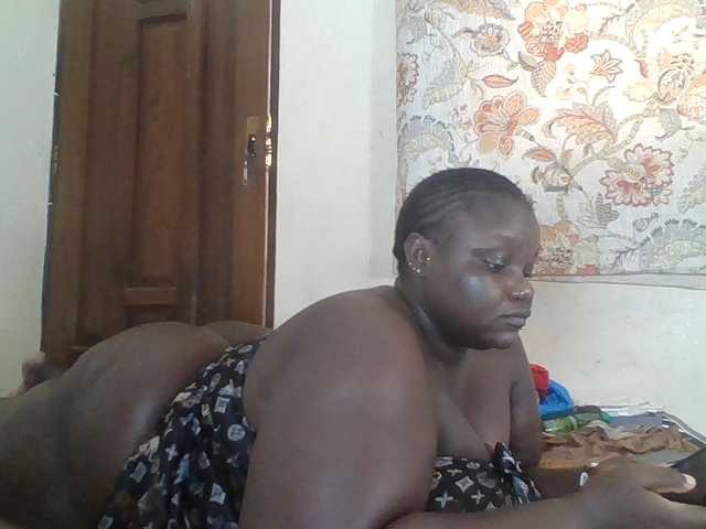 Bigdarkass live cam on BongaCams