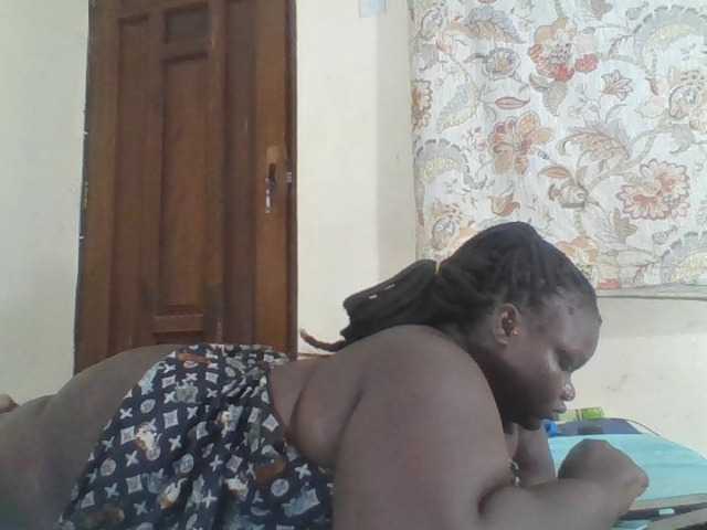 Bigdarkass live cam on BongaCams