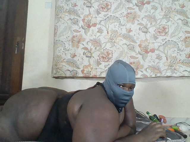 Bigdarkass live cam on BongaCams