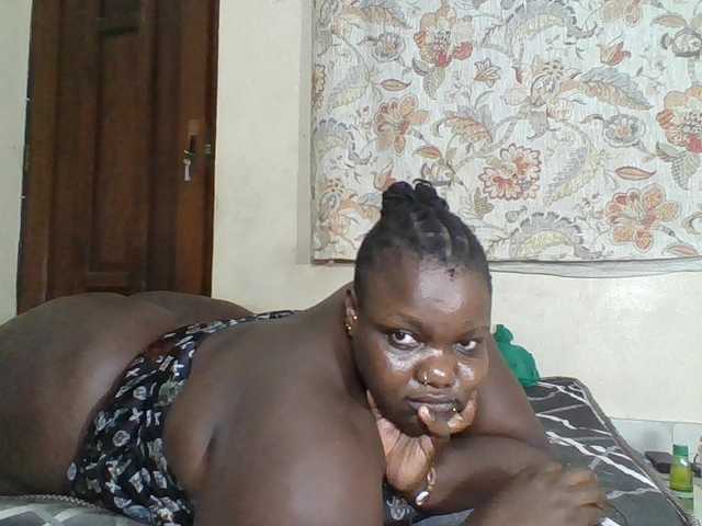 Bigdarkass live cam preview