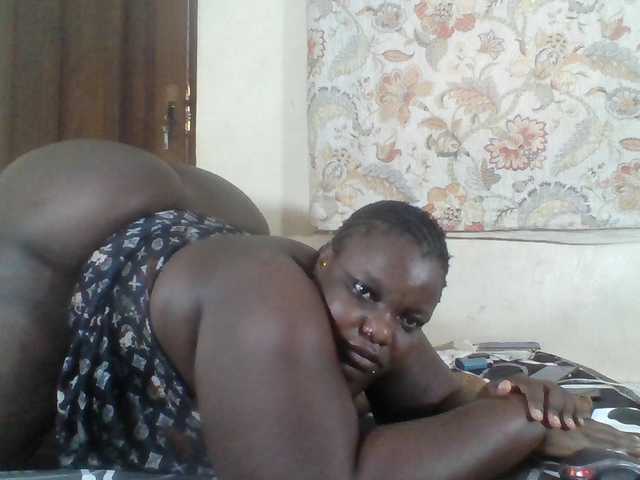 Bigdarkass live cam on BongaCams