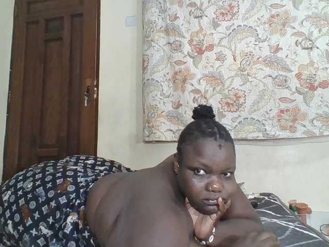 Bigdarkass live cam on BongaCams