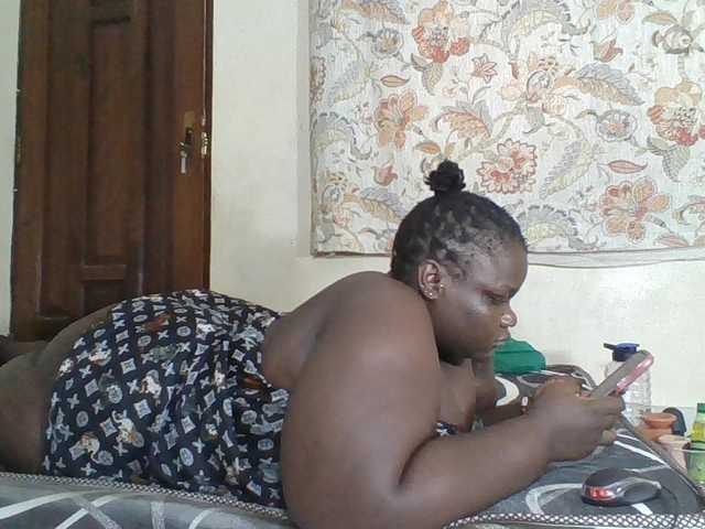Bigdarkass live cam on BongaCams