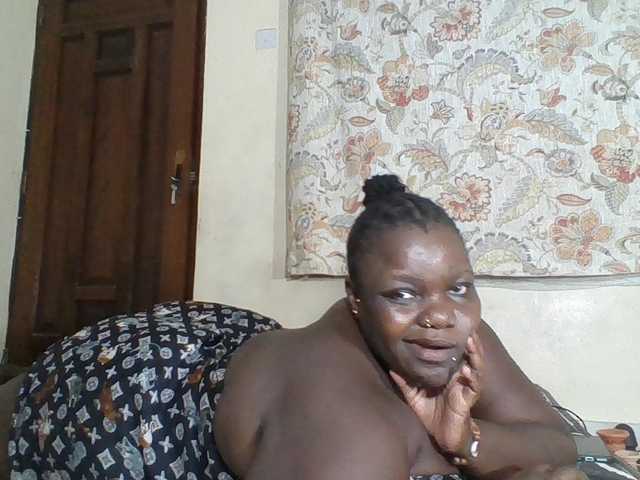 Bigdarkass live cam on BongaCams