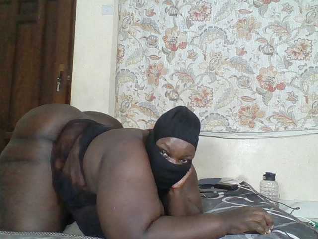 Bigdarkass live cam on BongaCams