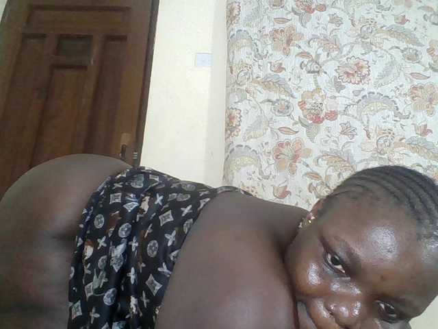 Bigdarkass live cam on BongaCams