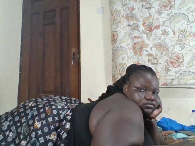 Bigdarkass live cam on BongaCams