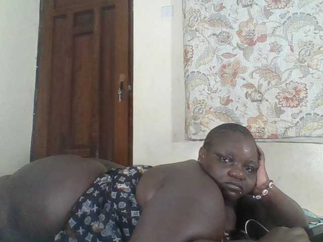 Bigdarkass live cam on BongaCams