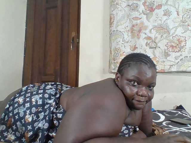 Bigdarkass live webcam show