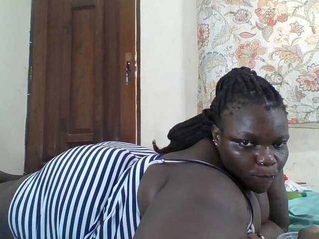 Bigdarkass live cam on BongaCams