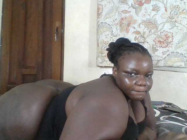 Bigdarkass live cam on BongaCams