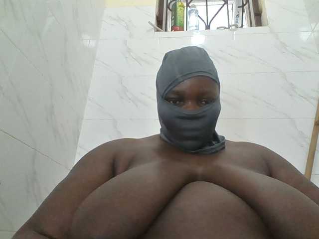 Bigdarkass live cam on BongaCams