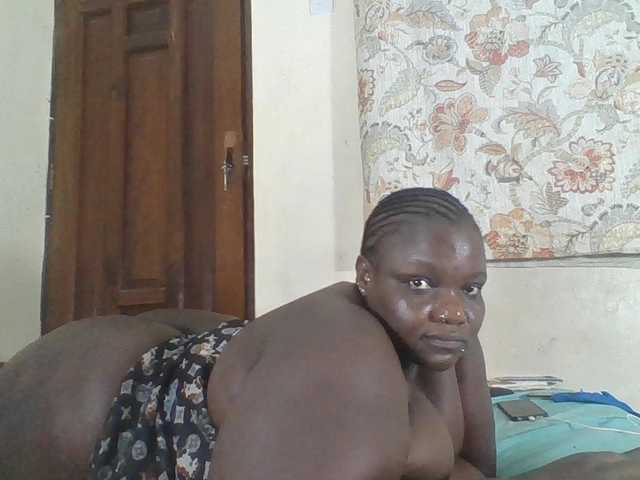 Bigdarkass live cam on BongaCams