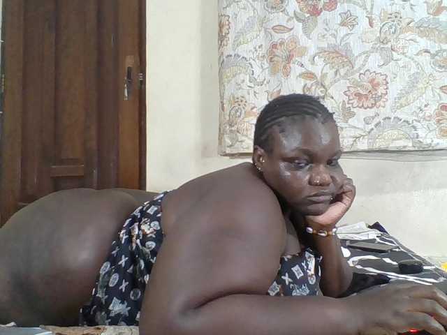 Bigdarkass live cam on BongaCams