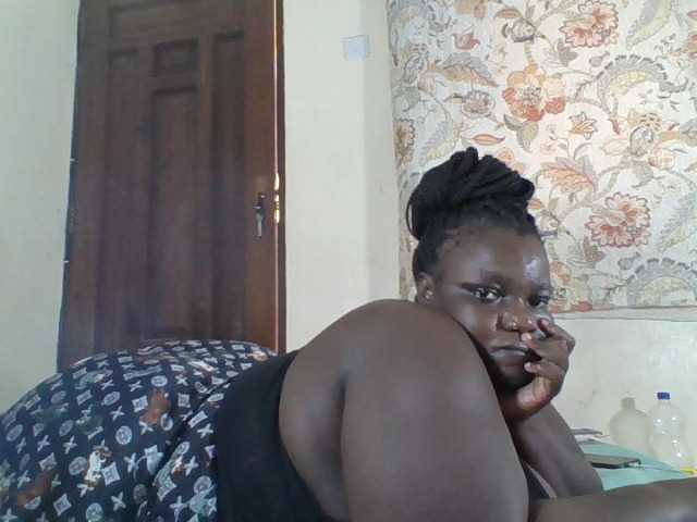 Bigdarkass live cam on BongaCams