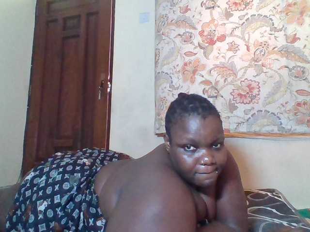 Bigdarkass live cam preview
