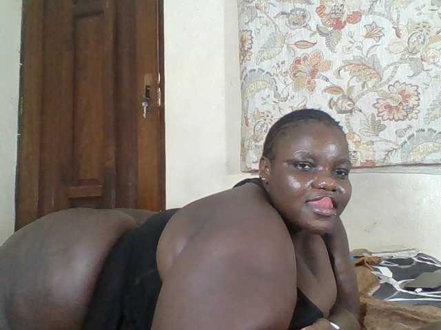 Bigdarkass live cam on BongaCams